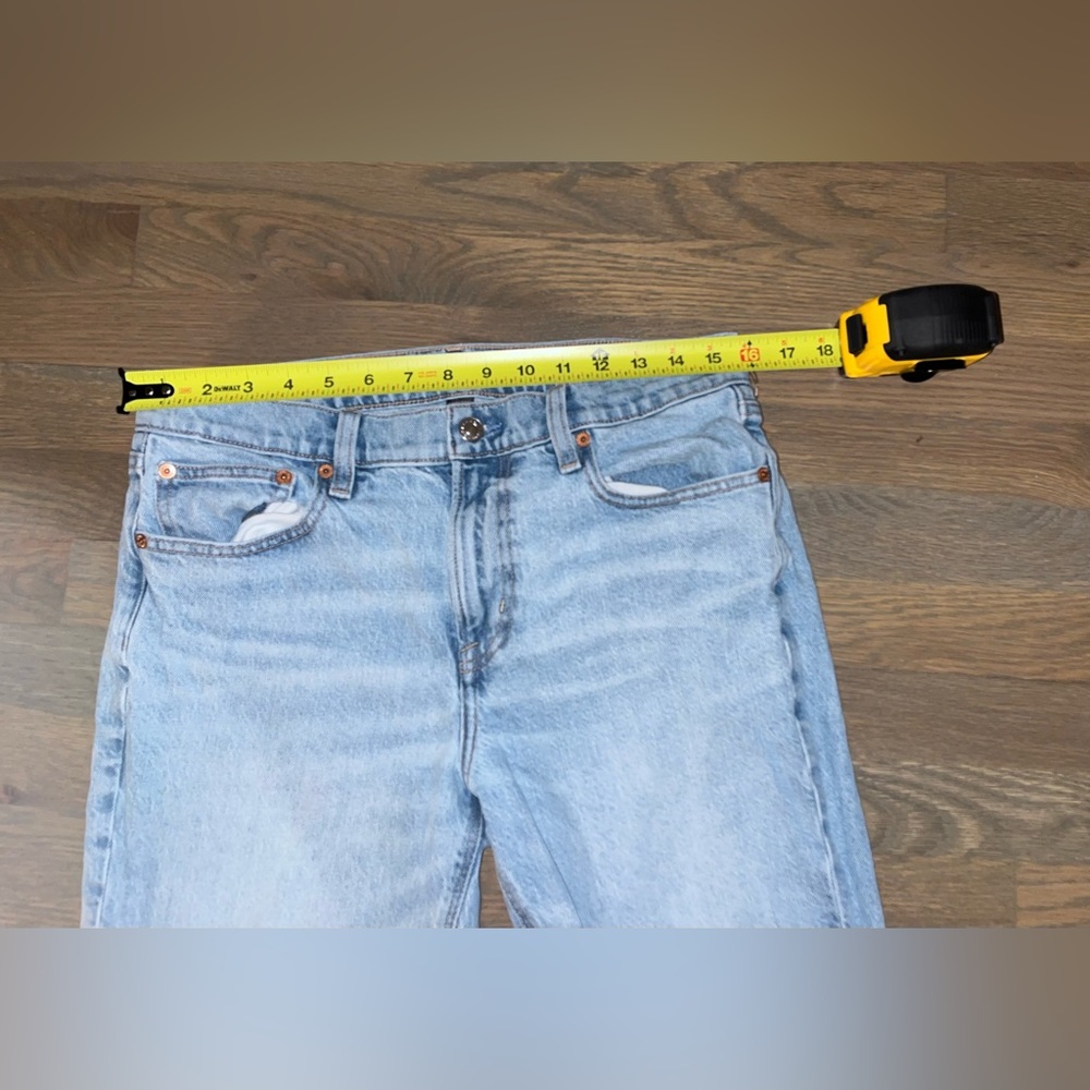 American Eagle Outfitters Light Blue Distressed Boyfriend Jeans - Picture 2 of 9